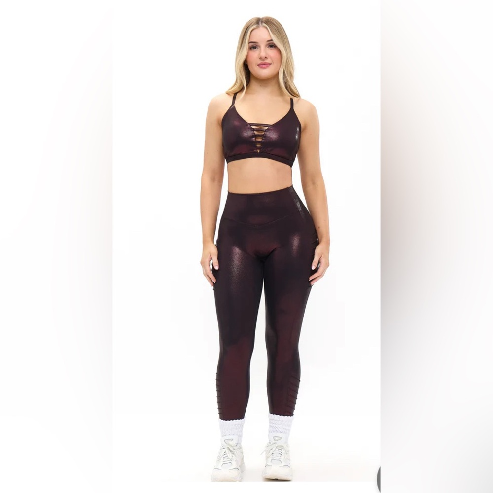 Set- Spicy Sports Bra & Leggings
